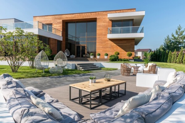 Скільки коштує звести каркасний будинок?